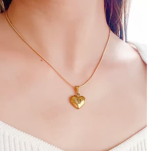 M刻印ハートネックレス - 画像 (2)